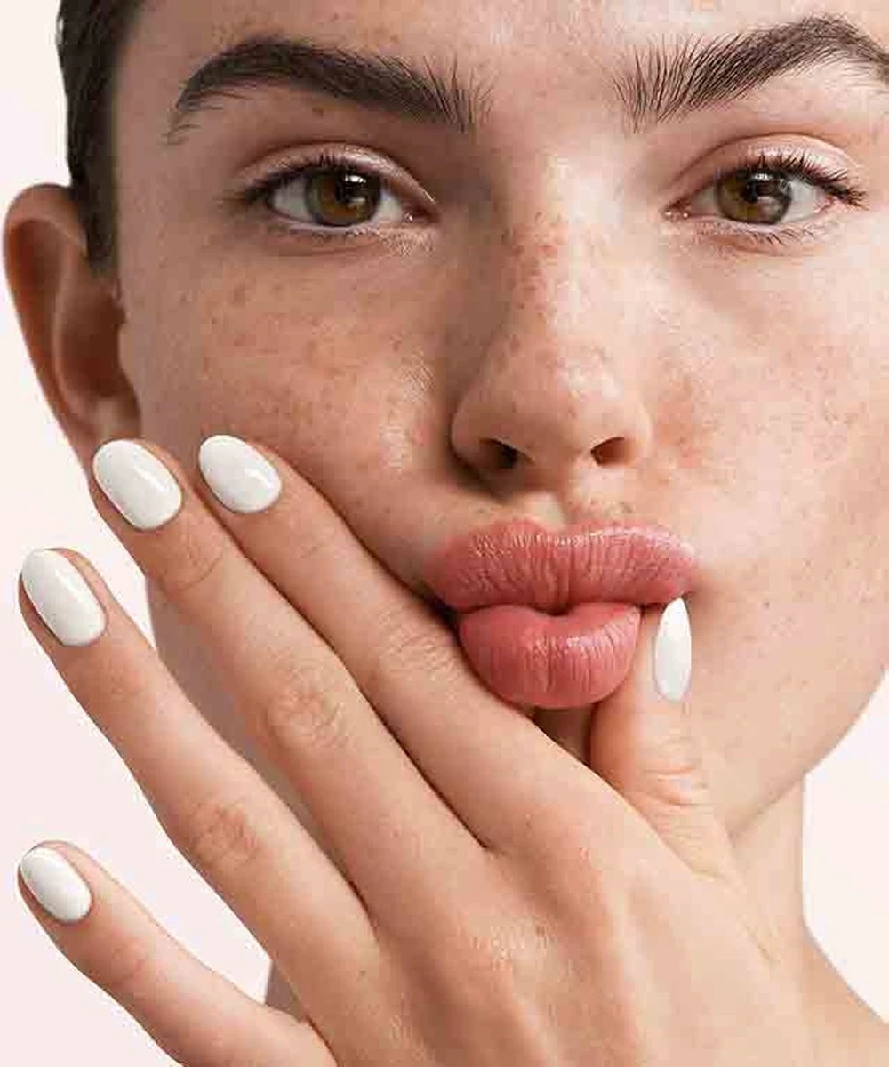 Pink Gellac - Coco White - Gellak - Vegan - Wit - Creamy Finish - 15 Ml 3 Pink Gellac - Coco White - Gellak - Vegan - Wit - Creamy Finish - 15 Ml - Afbeelding 3