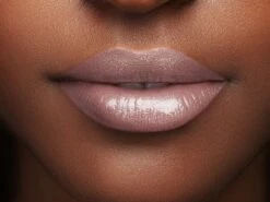 L'Oréal Paris Color Riche Shine Lippenstift - 658 Topless -Hoogwaardige Cosmetica 1200x900 2